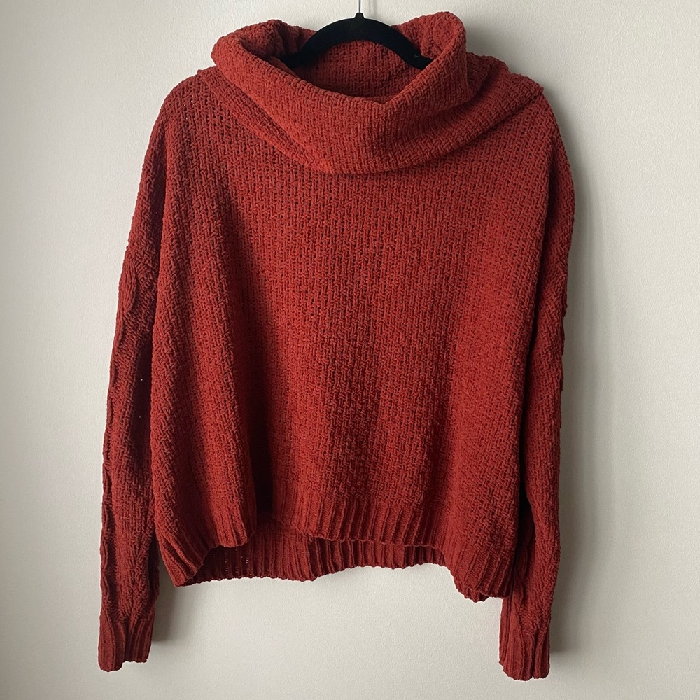 Proof apparel rust colored womens turtle neck sweater size L